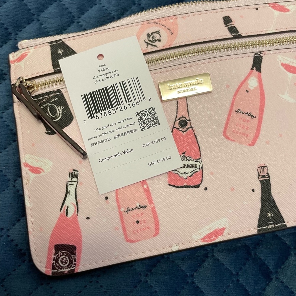 Kate Spade Wristlet - Picture 4 of 5